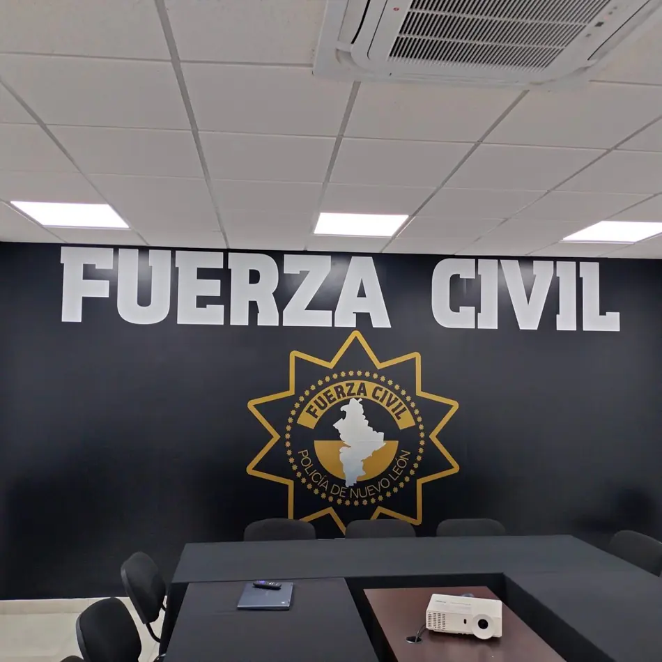 Rotulación interior de espacios para Fuerza civil - MkTing activo